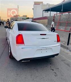 كرايسلر 300